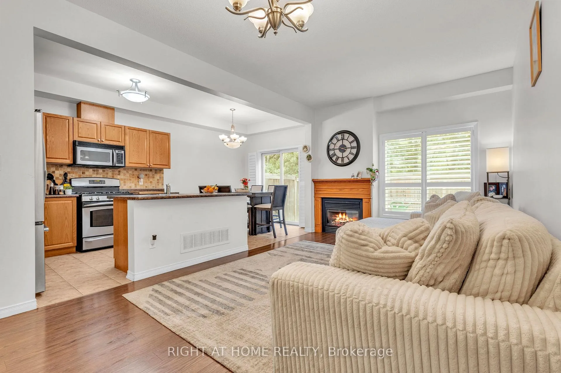 Photo 11 of Unit 30, 170 Dewitt Road, Hamilton, Stoney Creek — HOMEH
