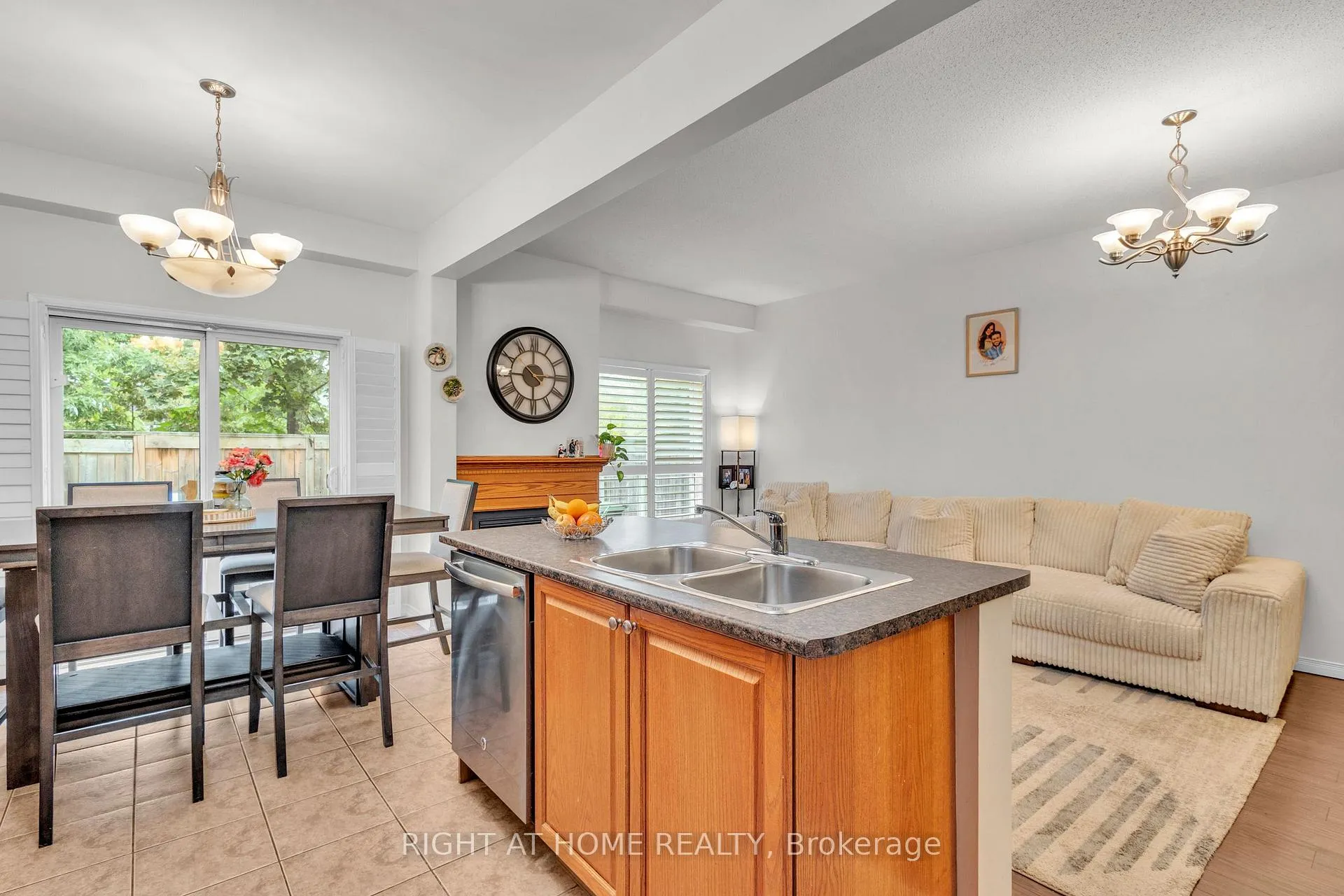 Photo 20 of Unit 30, 170 Dewitt Road, Hamilton, Stoney Creek — HOMEH