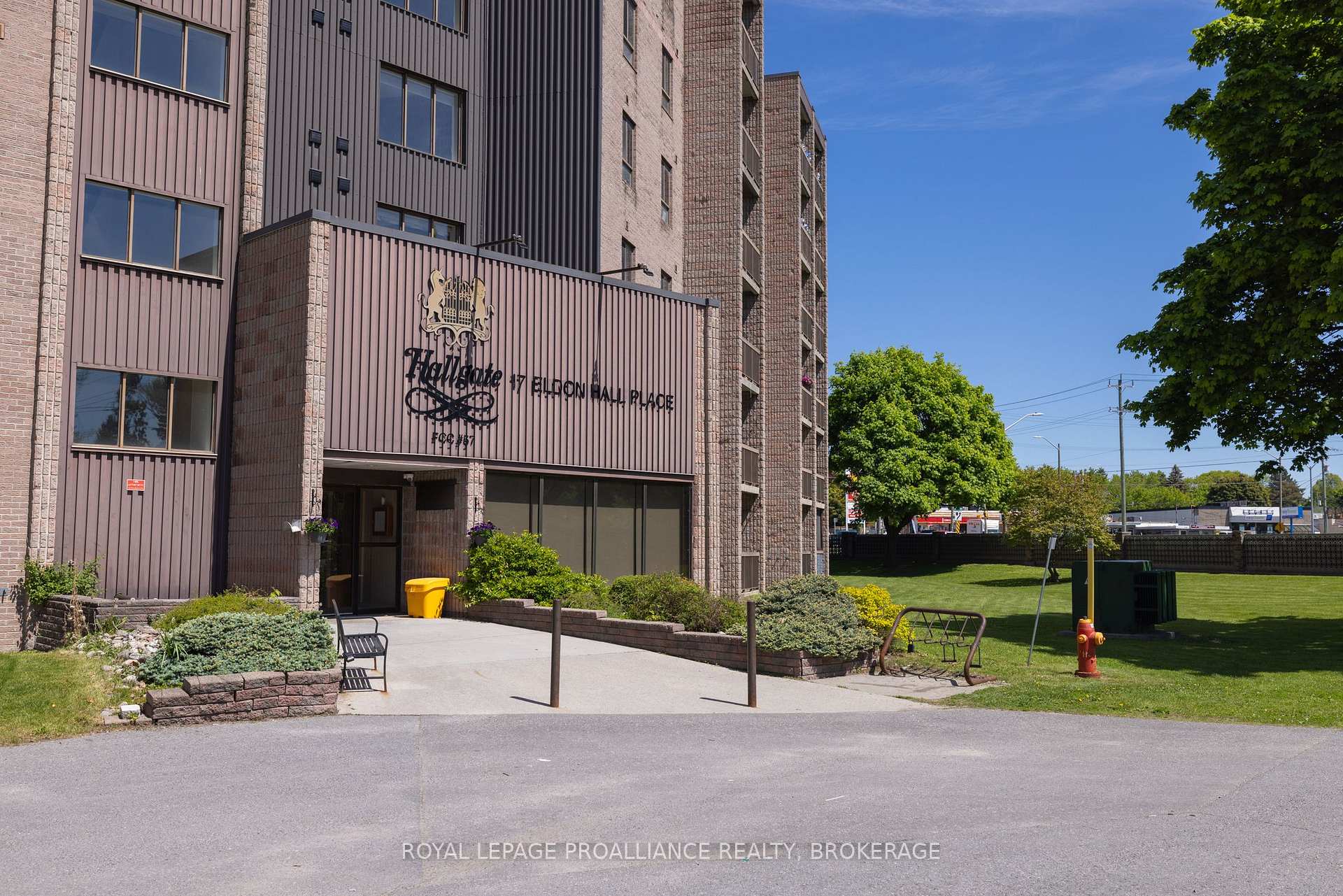 Photo 3 of Unit 505, 17 Eldon Hall Place, Kingston, Central City West — HOMEH