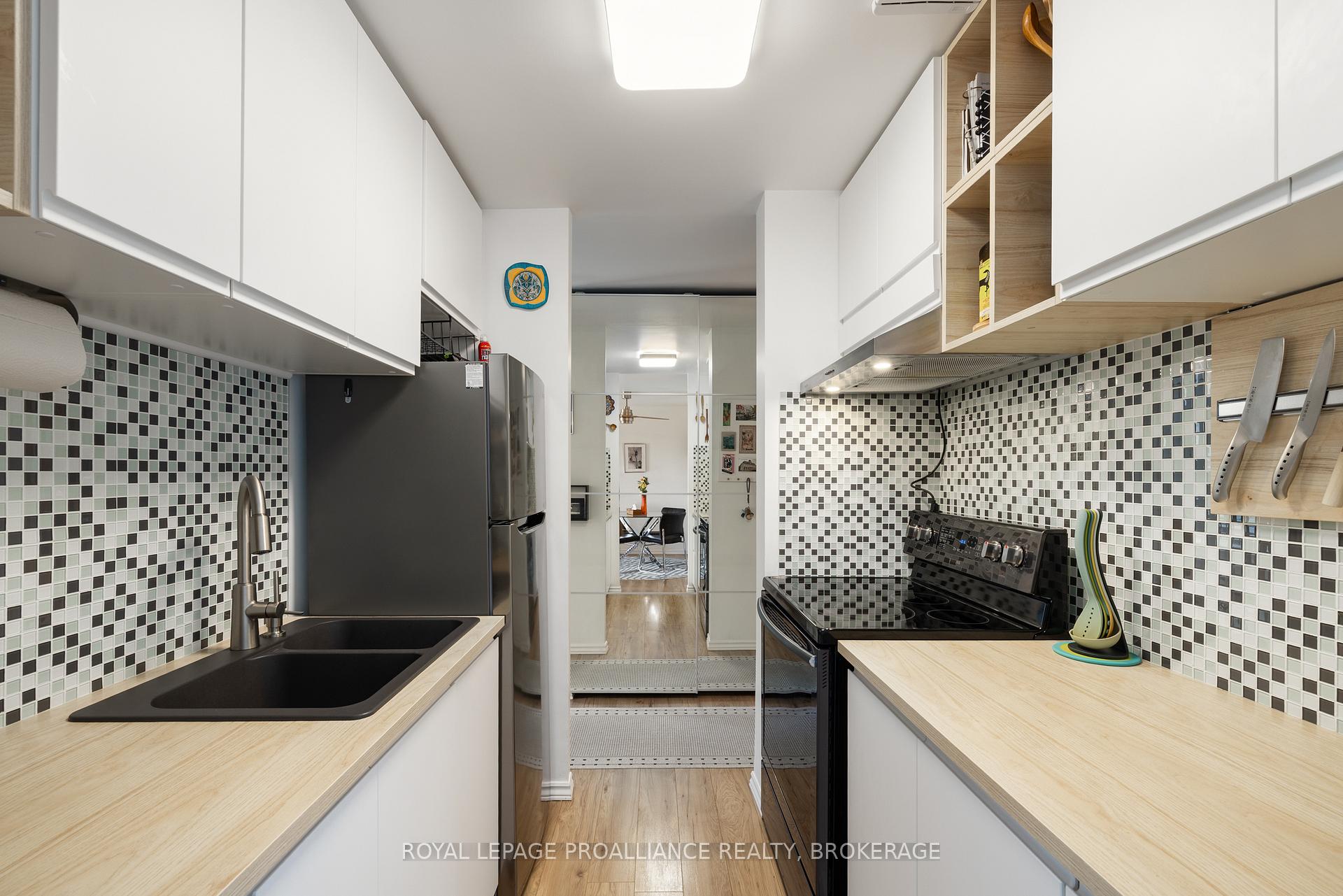 Photo 8 of Unit 505, 17 Eldon Hall Place, Kingston, Central City West — HOMEH