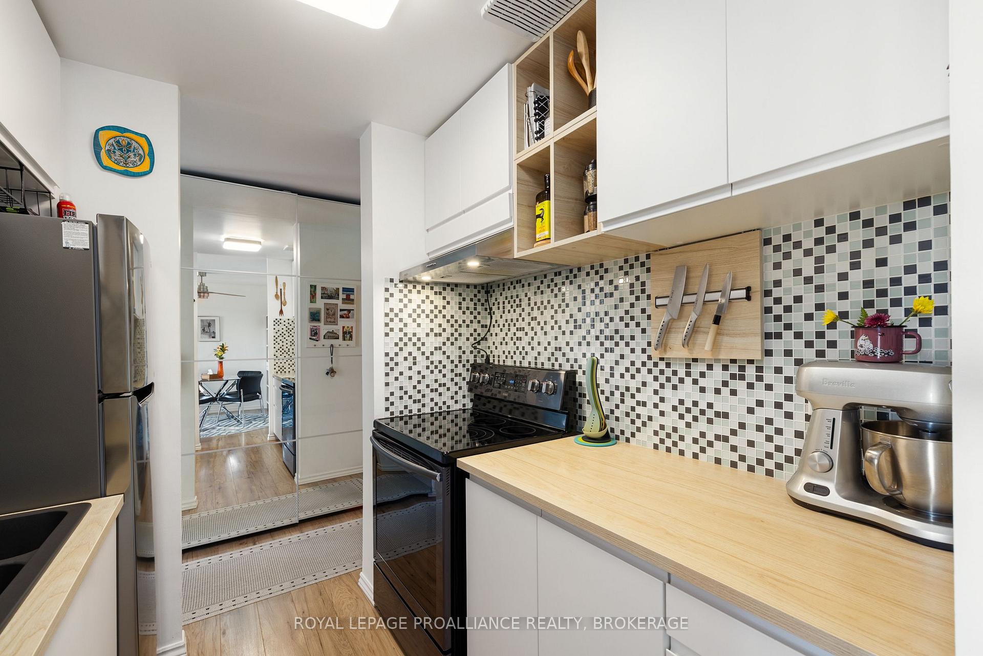 Photo 9 of Unit 505, 17 Eldon Hall Place, Kingston, Central City West — HOMEH
