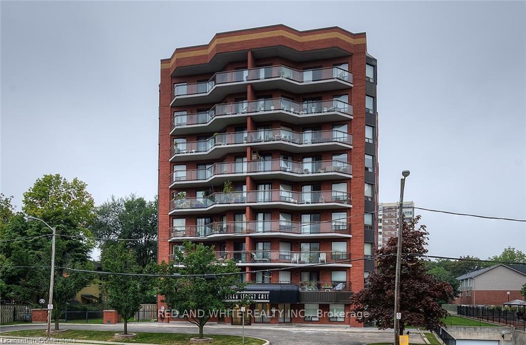 Photo 16 of Unit 103, 10 Ellen Street E, Kitchener — HOMEH