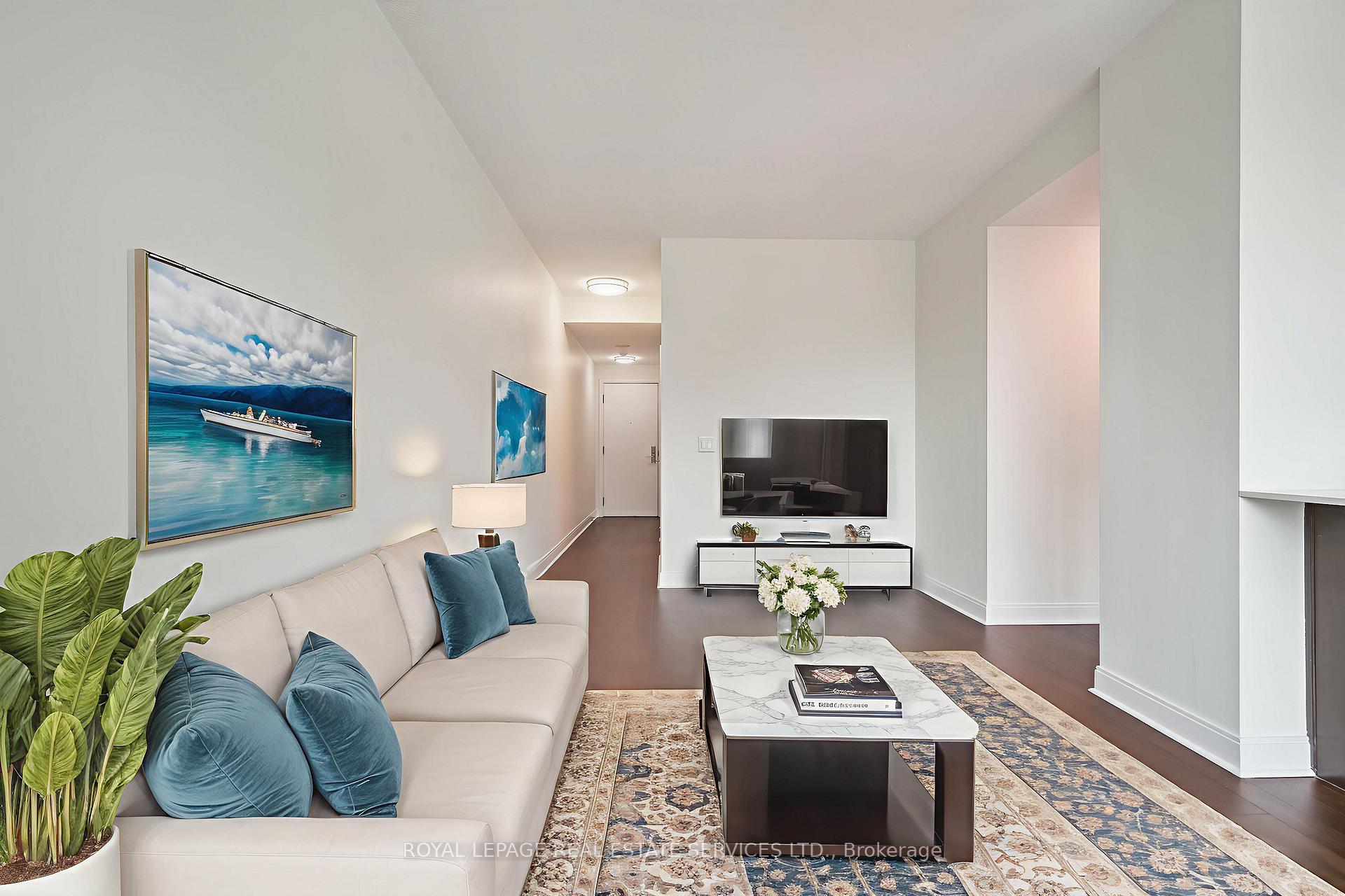 Photo 9 of Unit 807, 38 The Esplanade, Toronto, Waterfront Communities — HOMEH