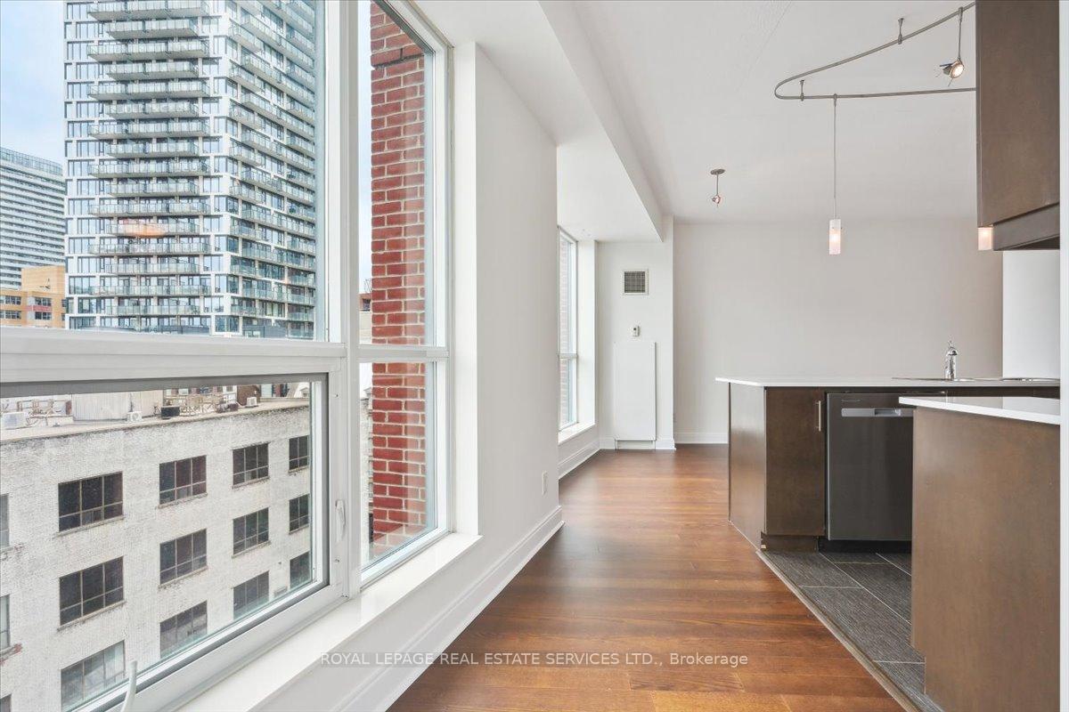 Photo 21 of Unit 807, 38 The Esplanade, Toronto, Waterfront Communities — HOMEH