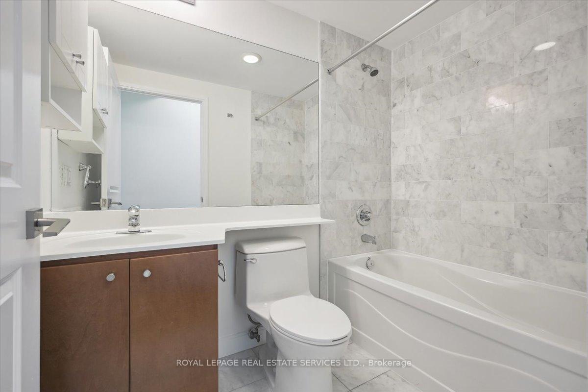 Photo 28 of Unit 807, 38 The Esplanade, Toronto, Waterfront Communities — HOMEH