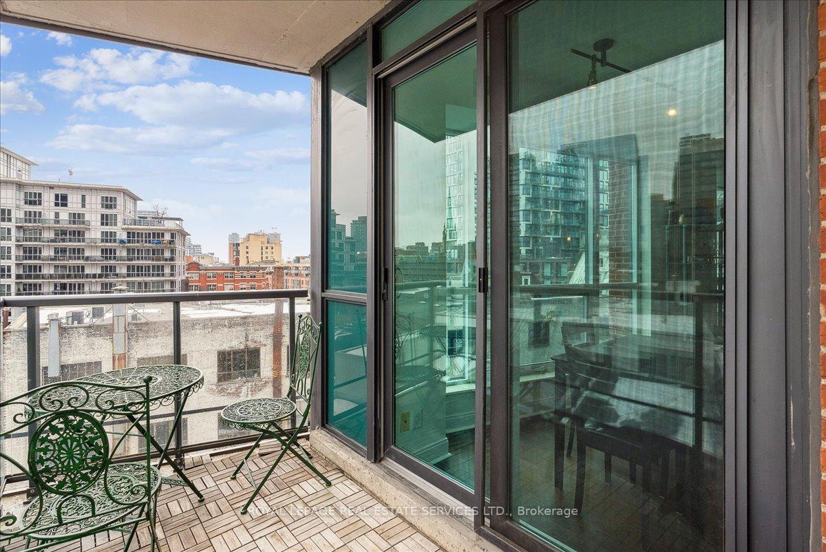 Photo 30 of Unit 807, 38 The Esplanade, Toronto, Waterfront Communities — HOMEH