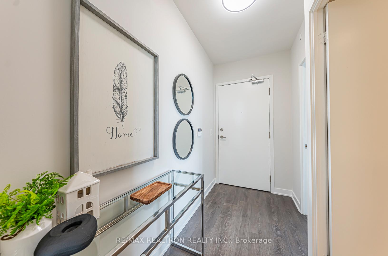 Photo 5 of Unit 2604 Nt, 99 Broadway Avenue, Toronto, Mount Pleasant West — HOMEH