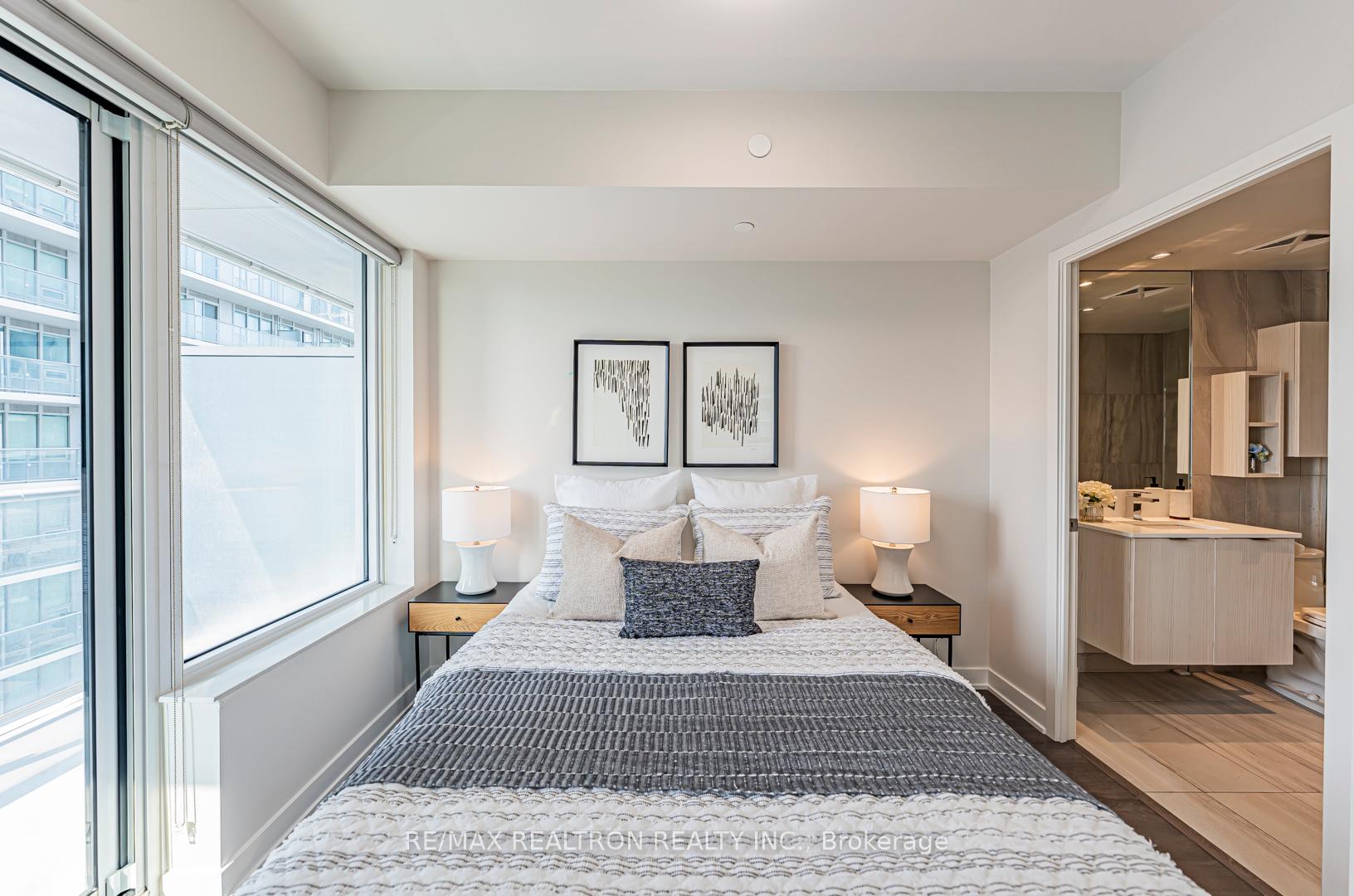 Photo 28 of Unit 2604 Nt, 99 Broadway Avenue, Toronto, Mount Pleasant West — HOMEH
