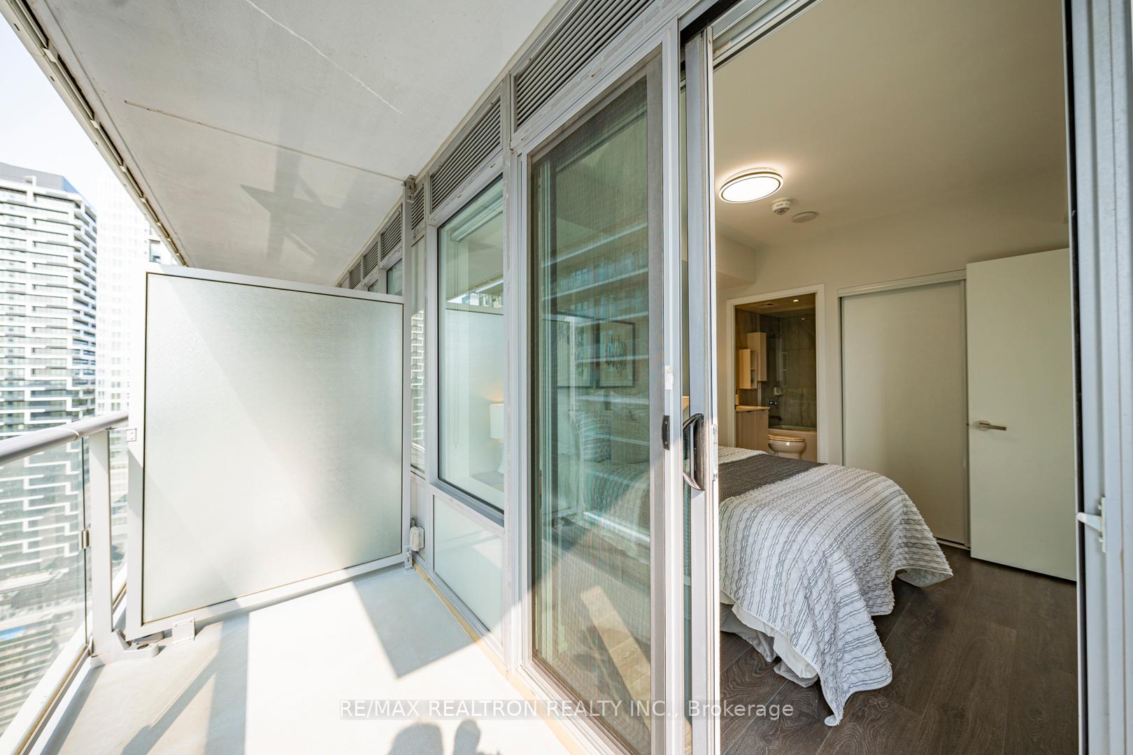 Photo 29 of Unit 2604 Nt, 99 Broadway Avenue, Toronto, Mount Pleasant West — HOMEH