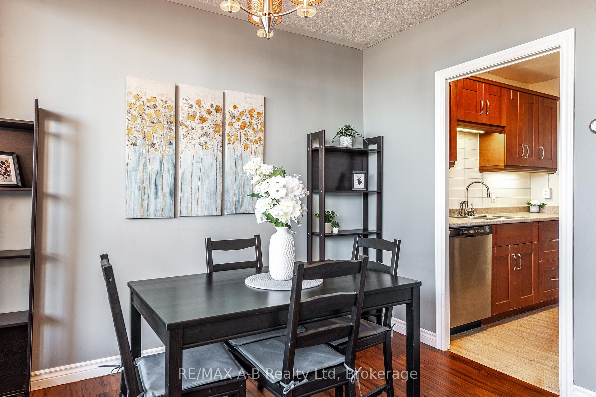 Photo 9 of Unit 102, 45 Westmount Road N, Waterloo — HOMEH