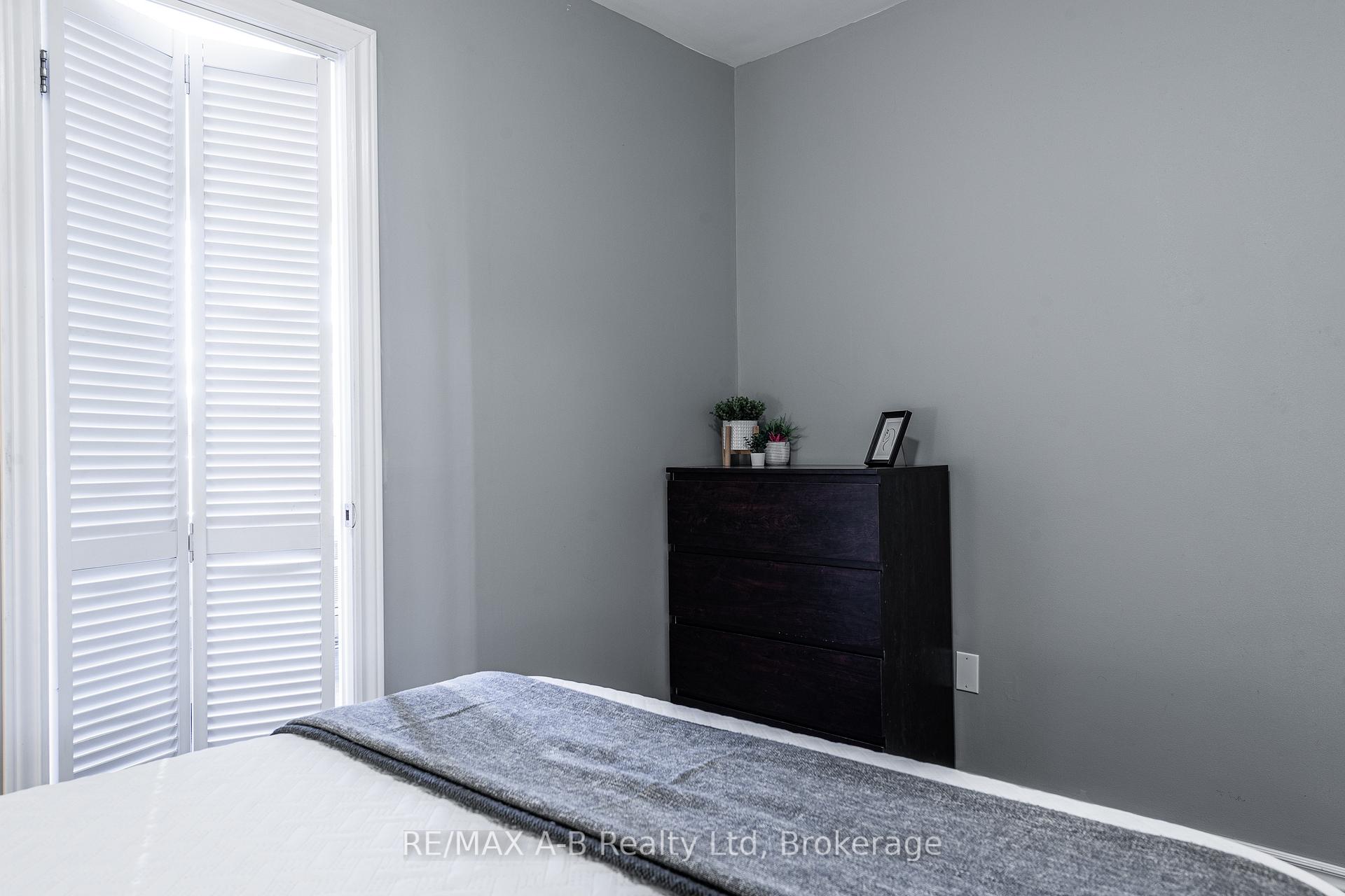 Photo 17 of Unit 102, 45 Westmount Road N, Waterloo — HOMEH