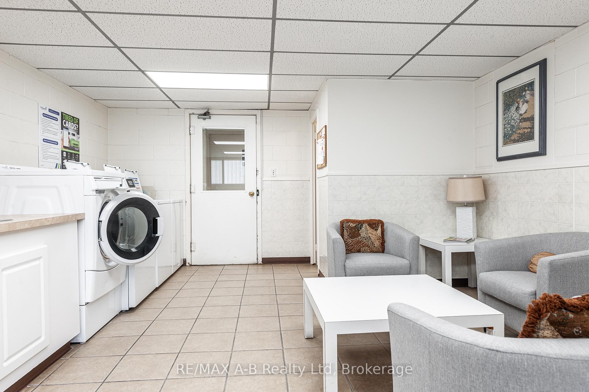 Photo 23 of Unit 102, 45 Westmount Road N, Waterloo — HOMEH