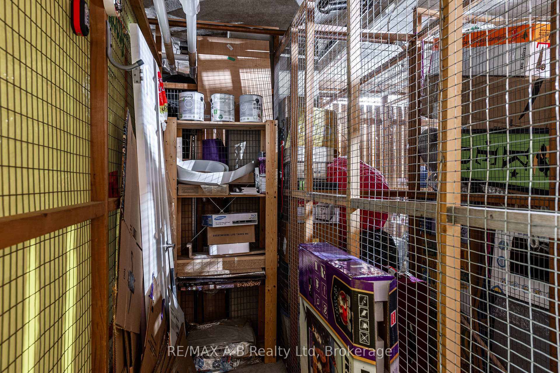 Photo 27 of Unit 102, 45 Westmount Road N, Waterloo — HOMEH
