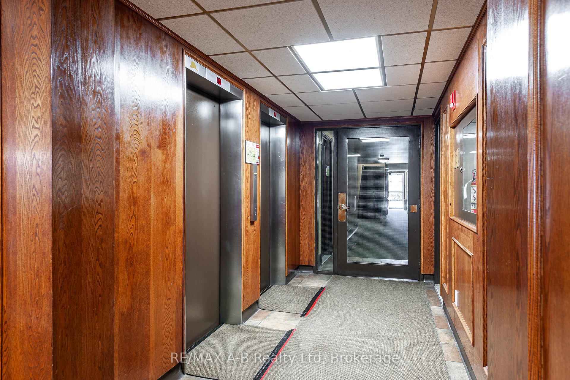 Photo 34 of Unit 102, 45 Westmount Road N, Waterloo — HOMEH