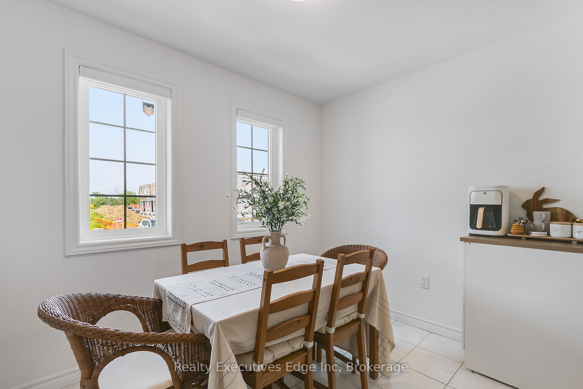 Photo 10 of Unit 18B, 85 Mullin Drive, Guelph, Victoria North — HOMEH