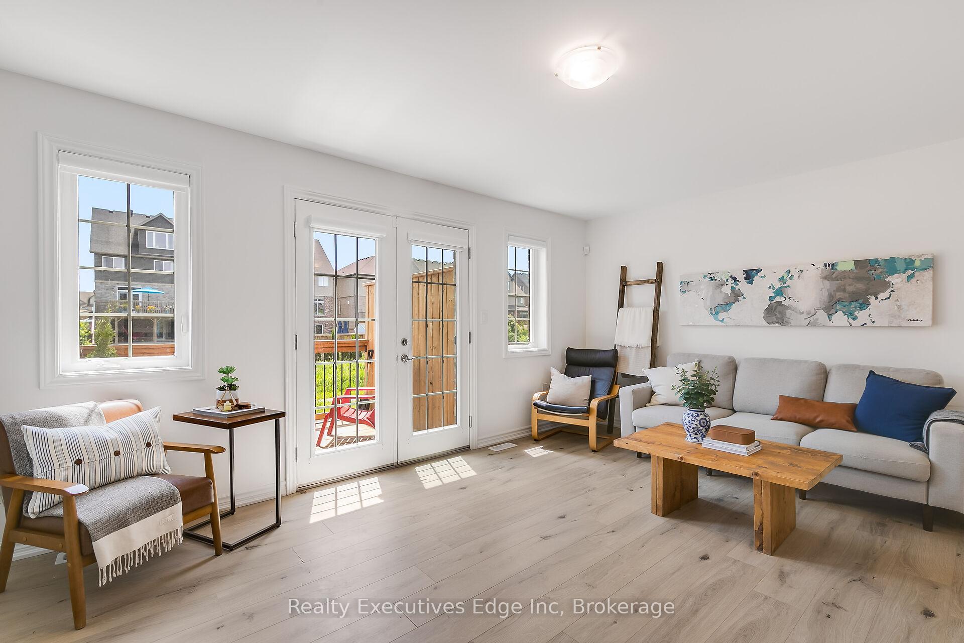 Photo 12 of Unit 18B, 85 Mullin Drive, Guelph, Victoria North — HOMEH