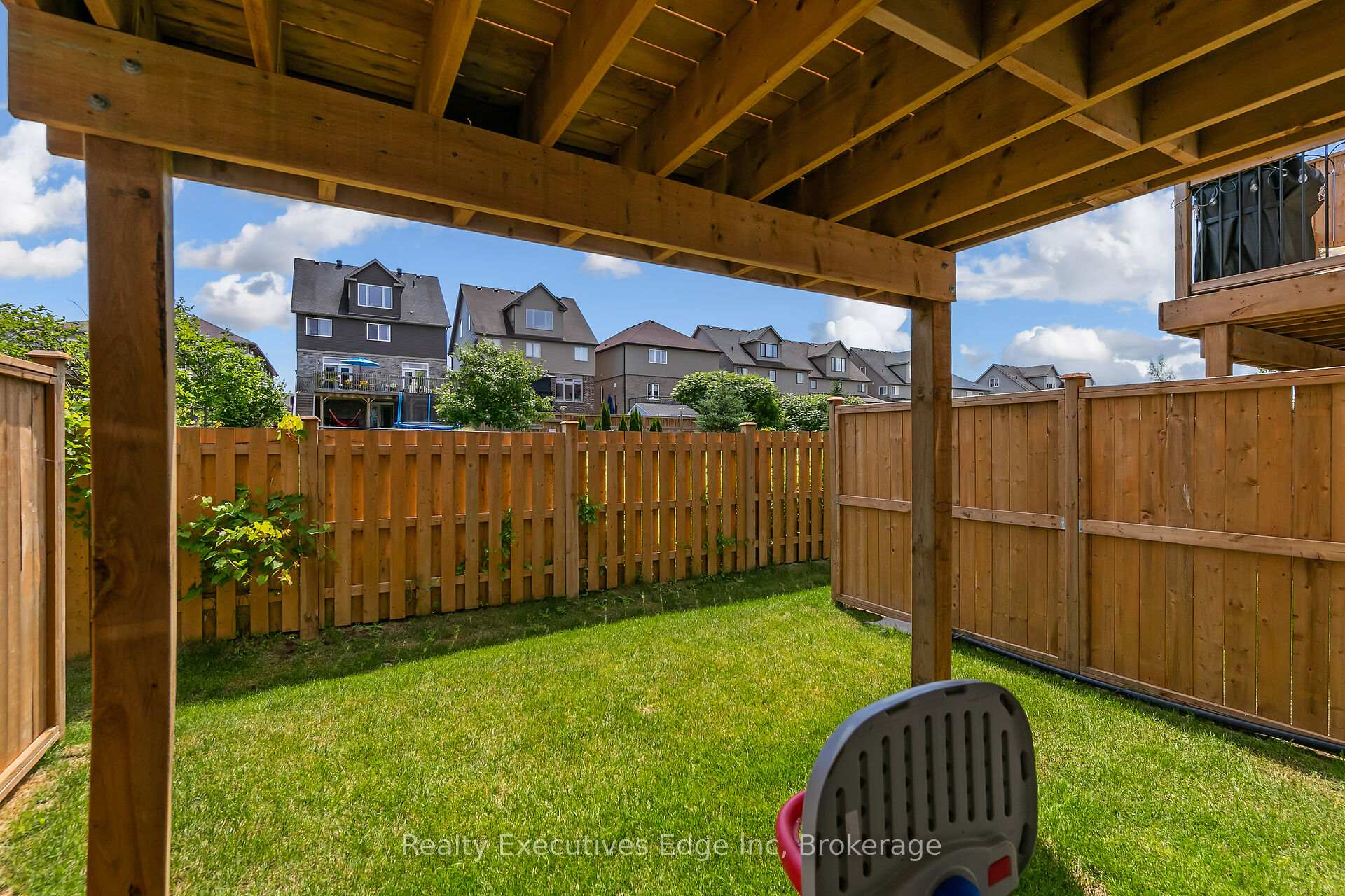 Photo 23 of Unit 18B, 85 Mullin Drive, Guelph, Victoria North — HOMEH