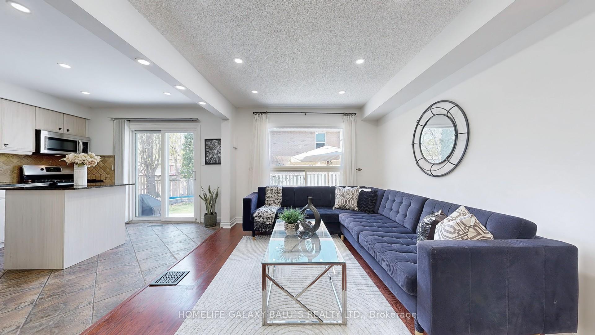 Photo 7 of 78 Daniels Crescent, Ajax, Central West — HOMEH