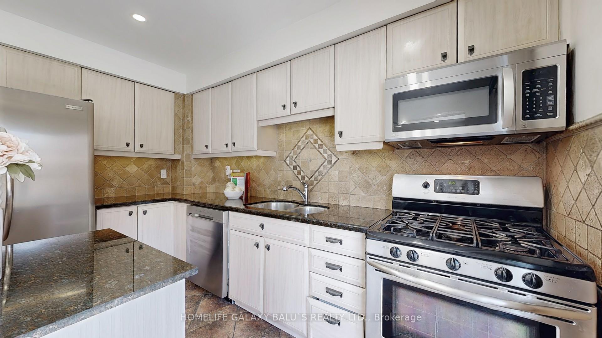 Photo 17 of 78 Daniels Crescent, Ajax, Central West — HOMEH