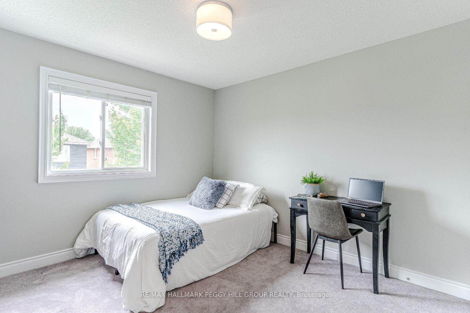 Photo 13 of 7 Garbutt Crescent, Collingwood — HOMEH