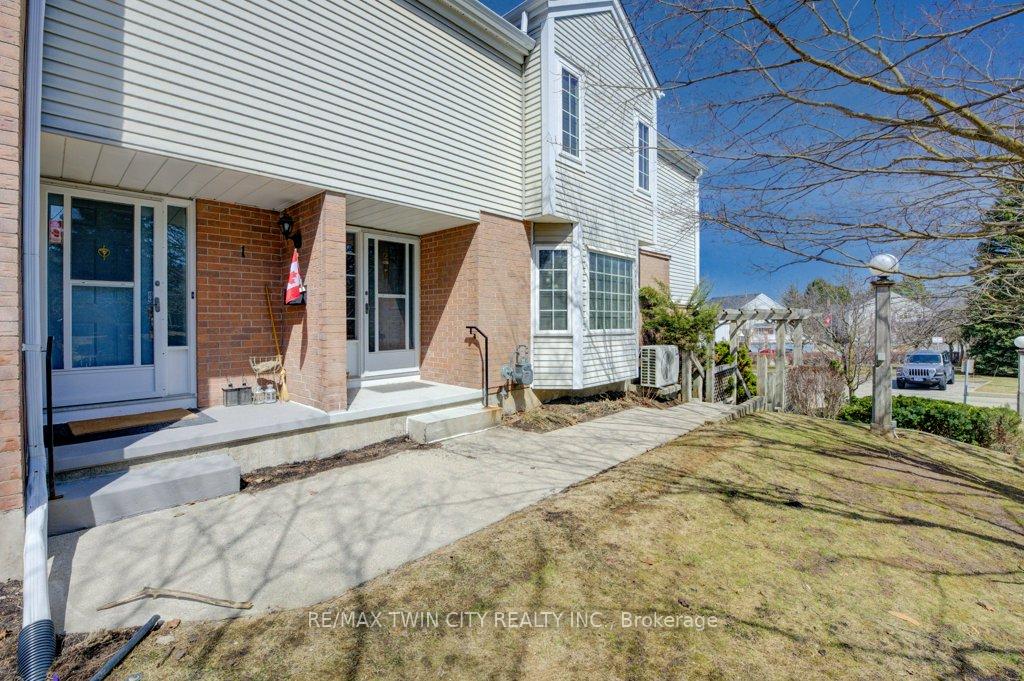 Photo 5 of Unit 2, 502 Beechwood Drive, Waterloo — HOMEH