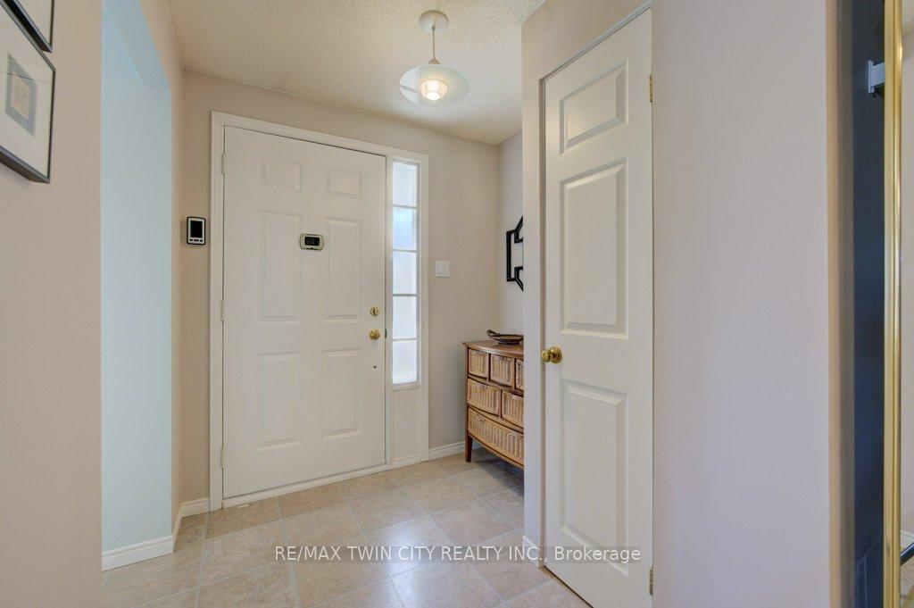 Photo 6 of Unit 2, 502 Beechwood Drive, Waterloo — HOMEH
