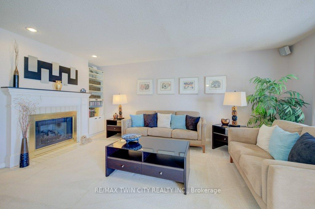 Photo 11 of Unit 2, 502 Beechwood Drive, Waterloo — HOMEH