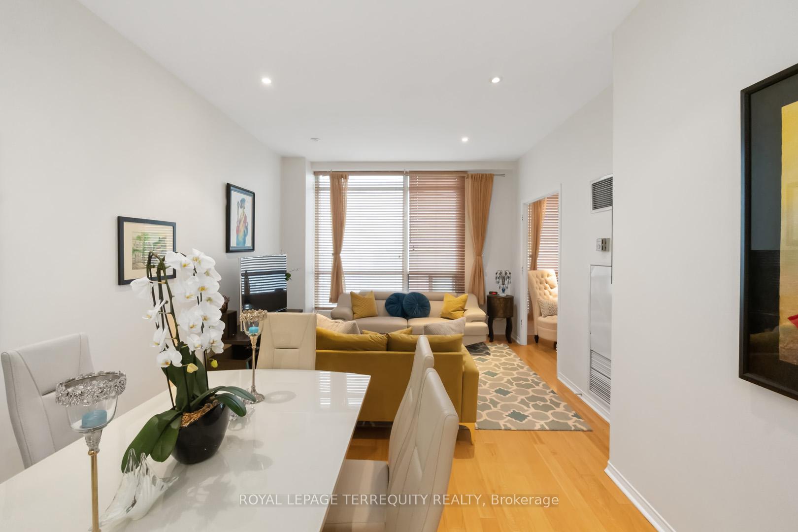 Photo 13 of Unit 2215, 7 King Street E, Toronto, Church-Yonge Corridor — HOMEH
