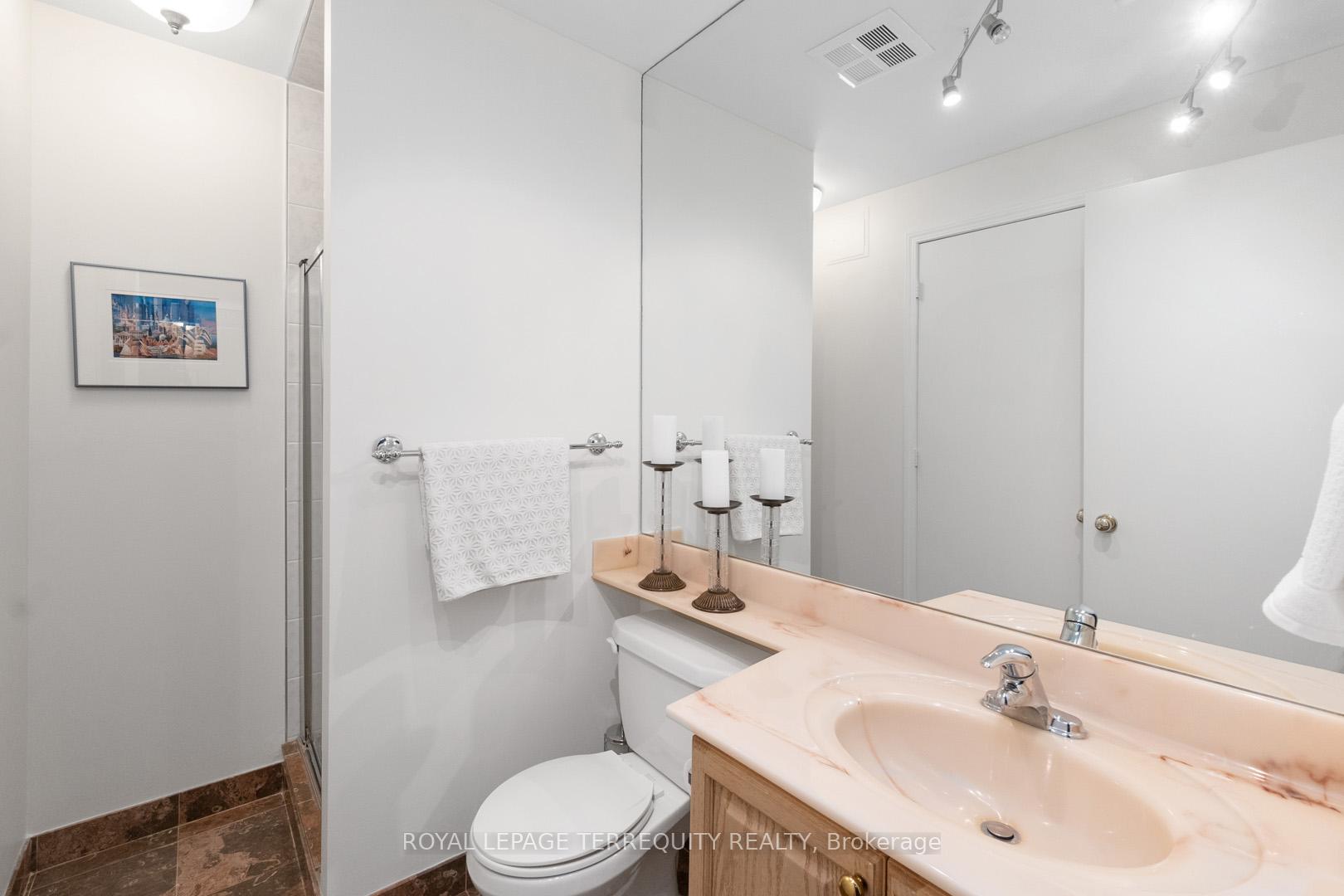Photo 33 of Unit 2215, 7 King Street E, Toronto, Church-Yonge Corridor — HOMEH