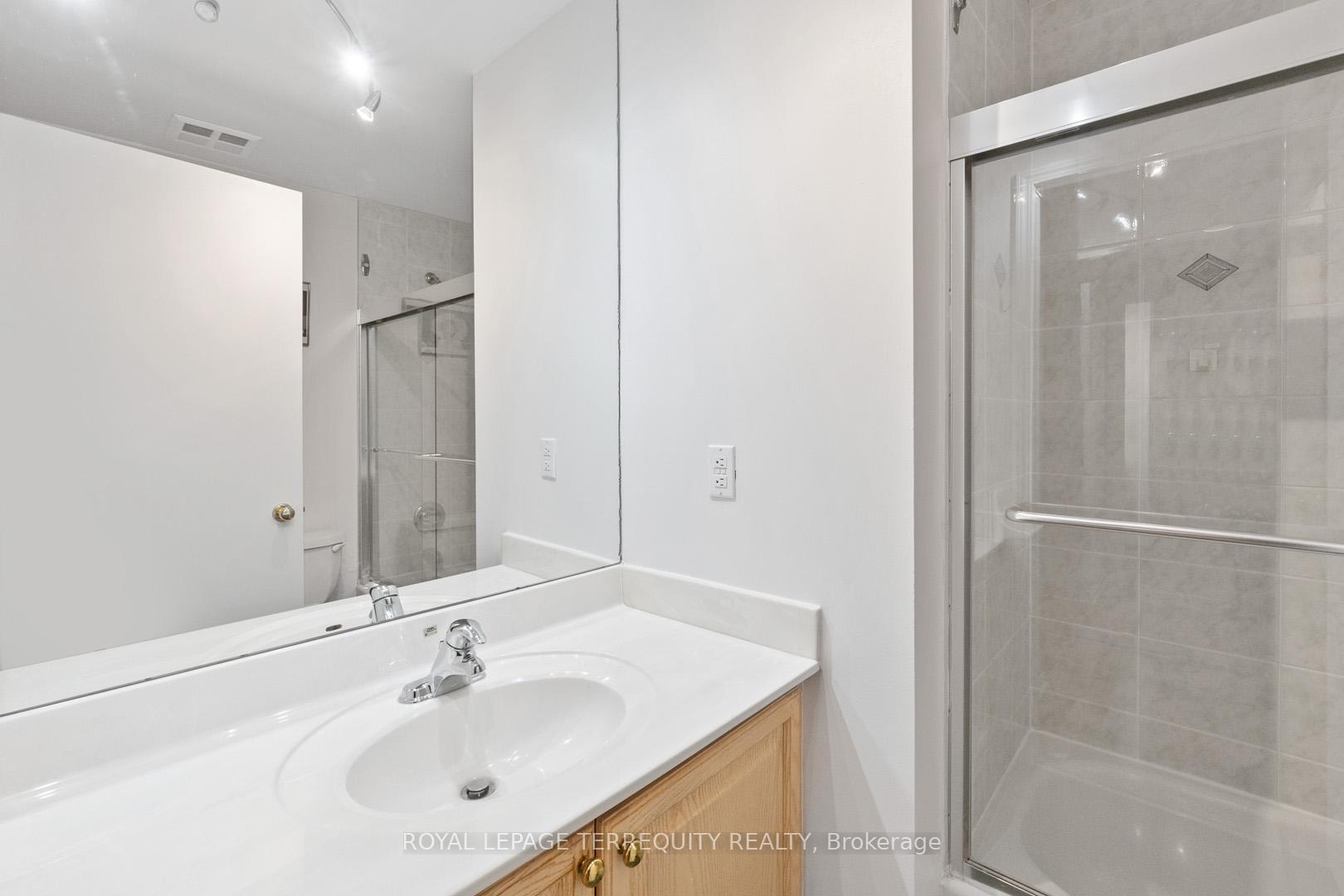 Photo 35 of Unit 2215, 7 King Street E, Toronto, Church-Yonge Corridor — HOMEH