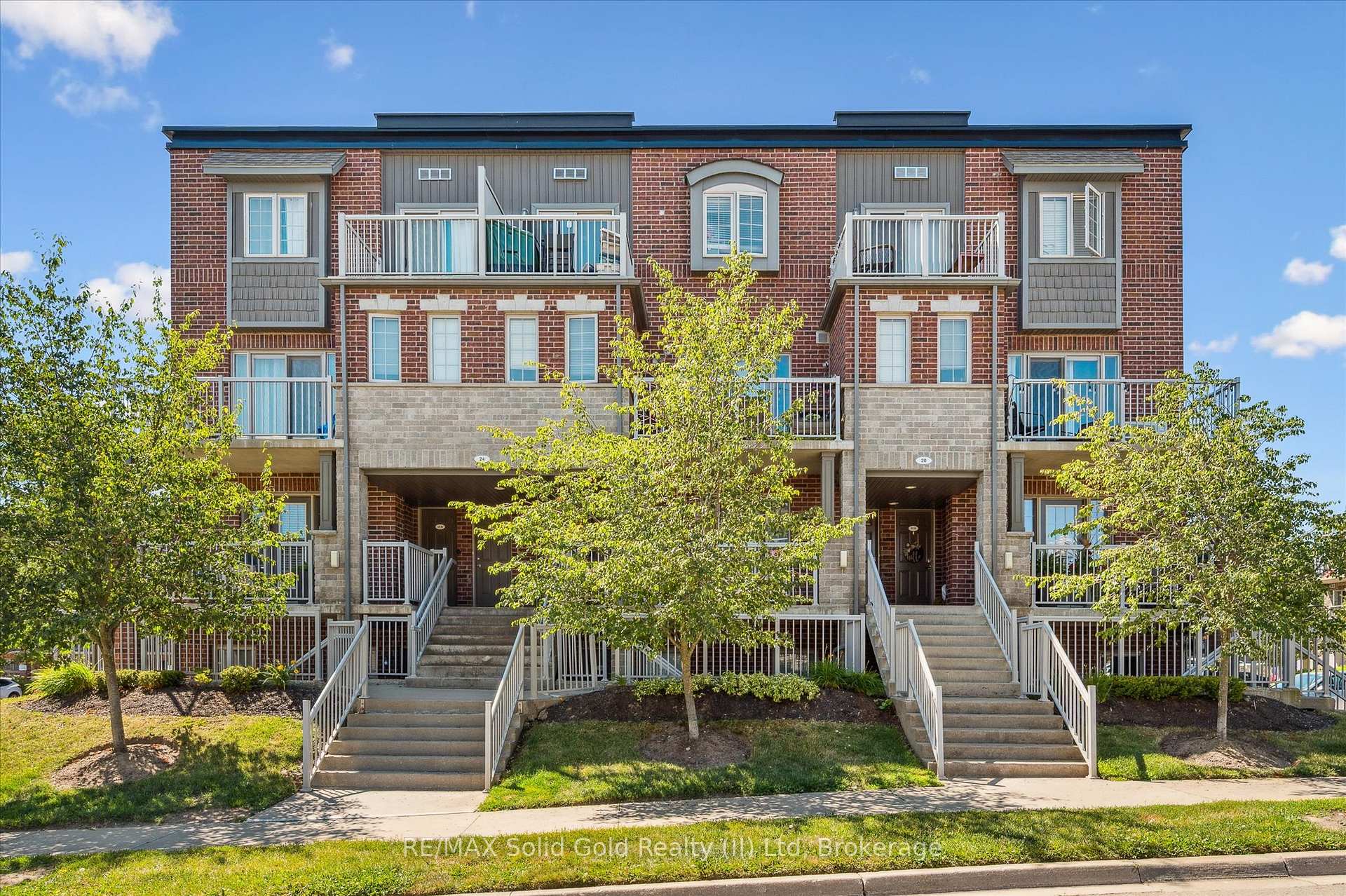 Front of Unit D, 20 Sienna Street