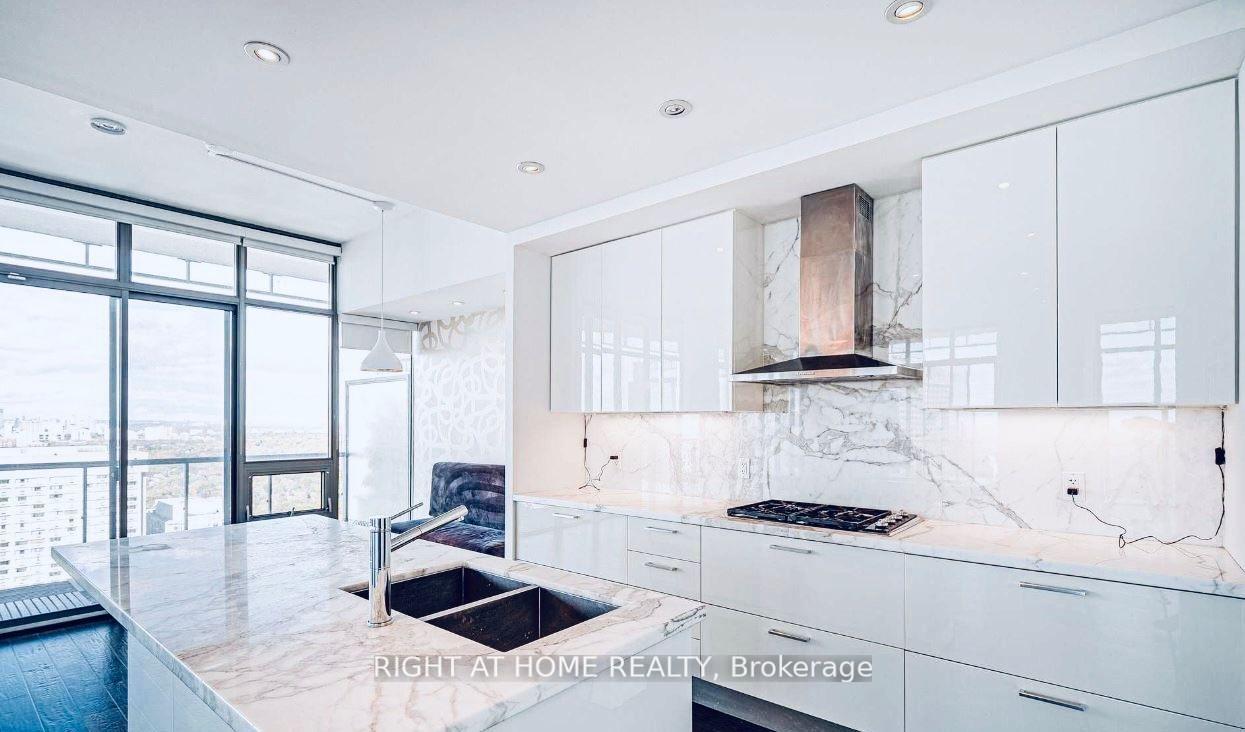 Photo 2 of Unit 4504, 33 Charles Street E, Toronto, Church-Yonge Corridor — HOMEH