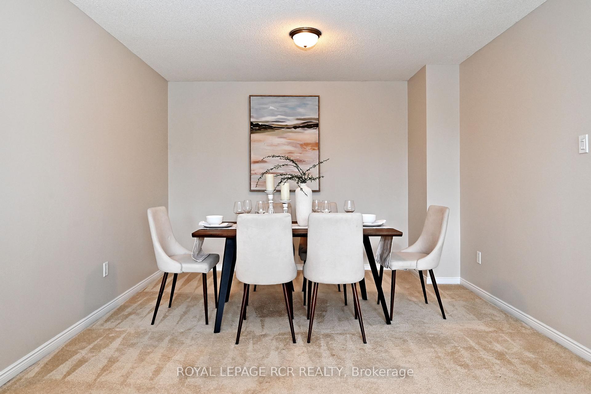 Photo 13 of Unit 311, 14924 Yonge Street, Aurora, Aurora Highlands — HOMEH