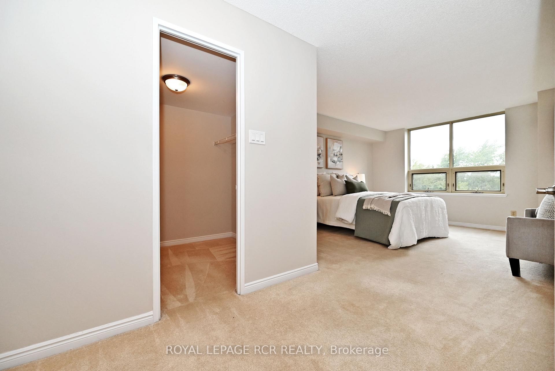 Photo 22 of Unit 311, 14924 Yonge Street, Aurora, Aurora Highlands — HOMEH