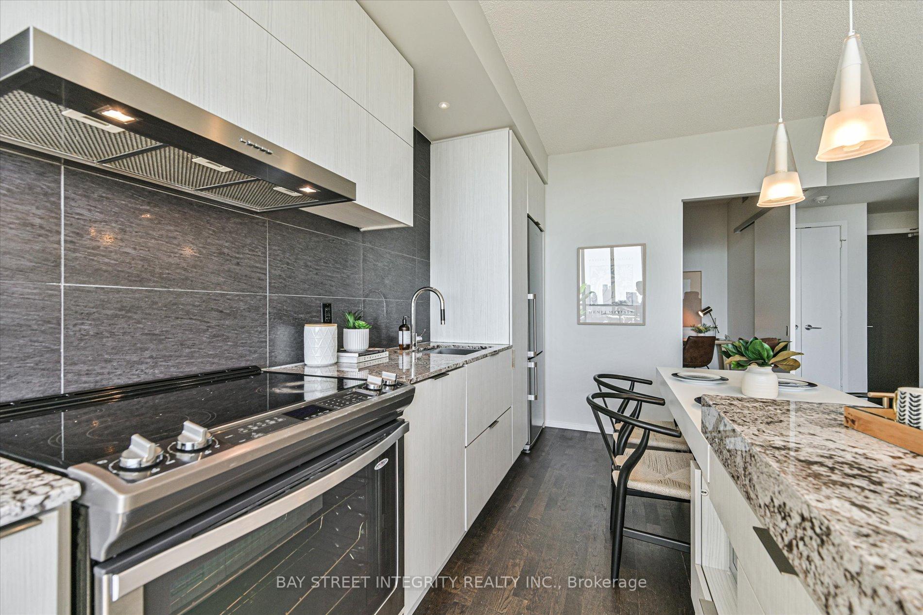 Photo 6 of Unit 3203, 101 Charles Street E, Toronto, Church-Yonge Corridor — HOMEH