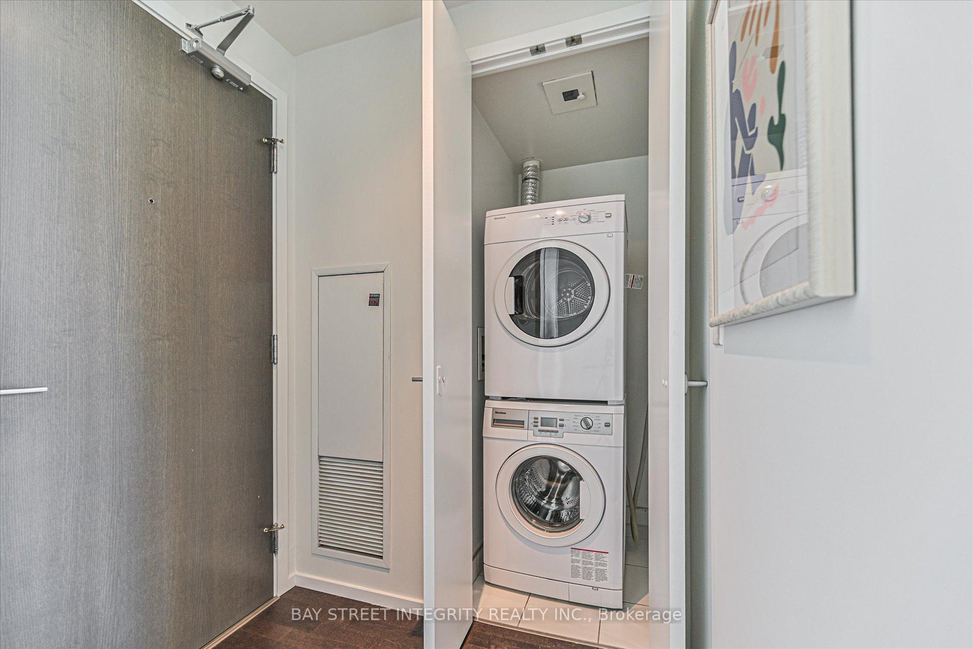 Photo 19 of Unit 3203, 101 Charles Street E, Toronto, Church-Yonge Corridor — HOMEH