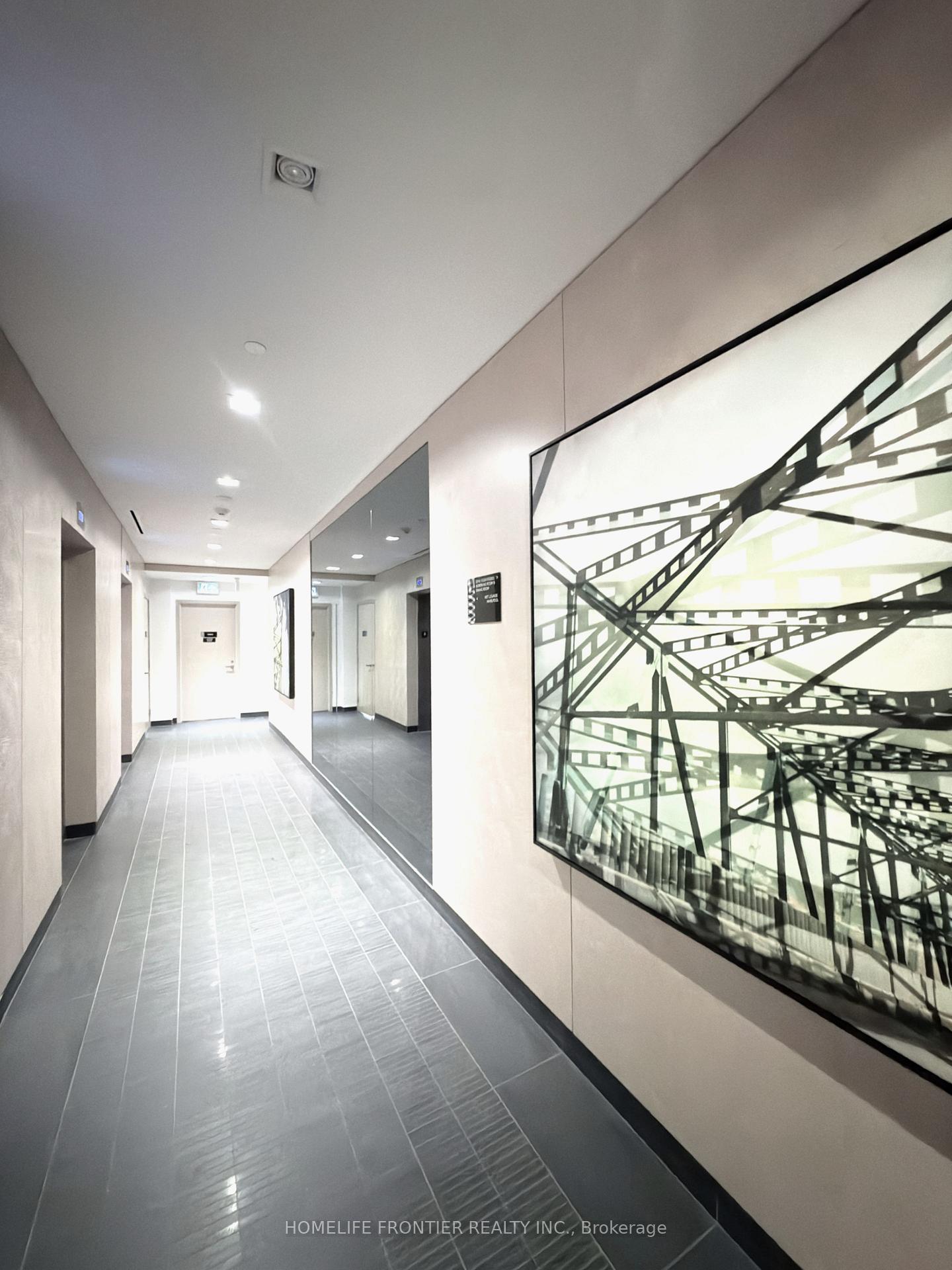 Photo 3 of Unit 1507, 89 McGill Street, Toronto, Church-Yonge Corridor — HOMEH