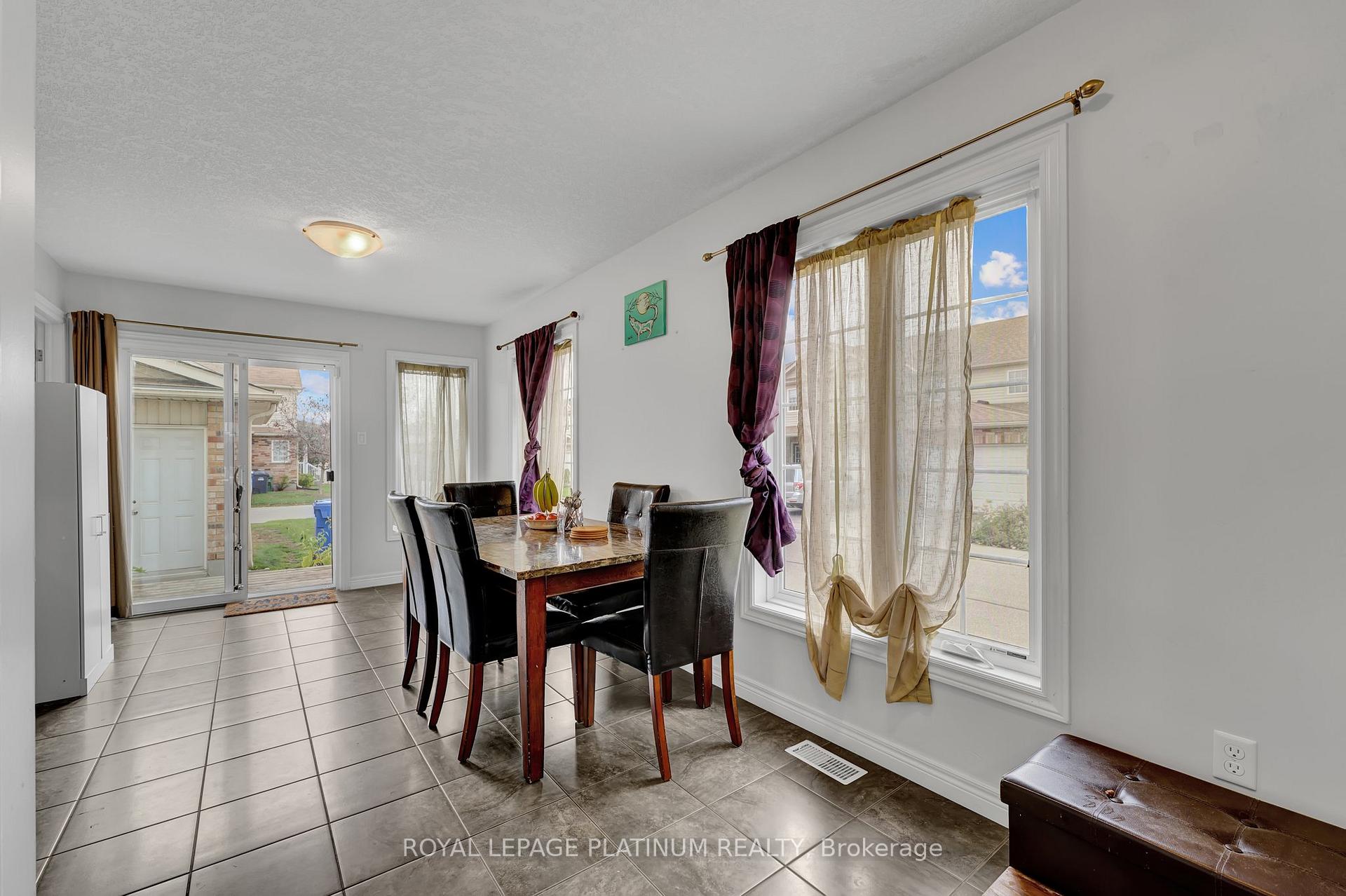 Photo 9 of Unit 50, 105 Bard Boulevard, Guelph, Pineridge/Westminster Woods — HOMEH
