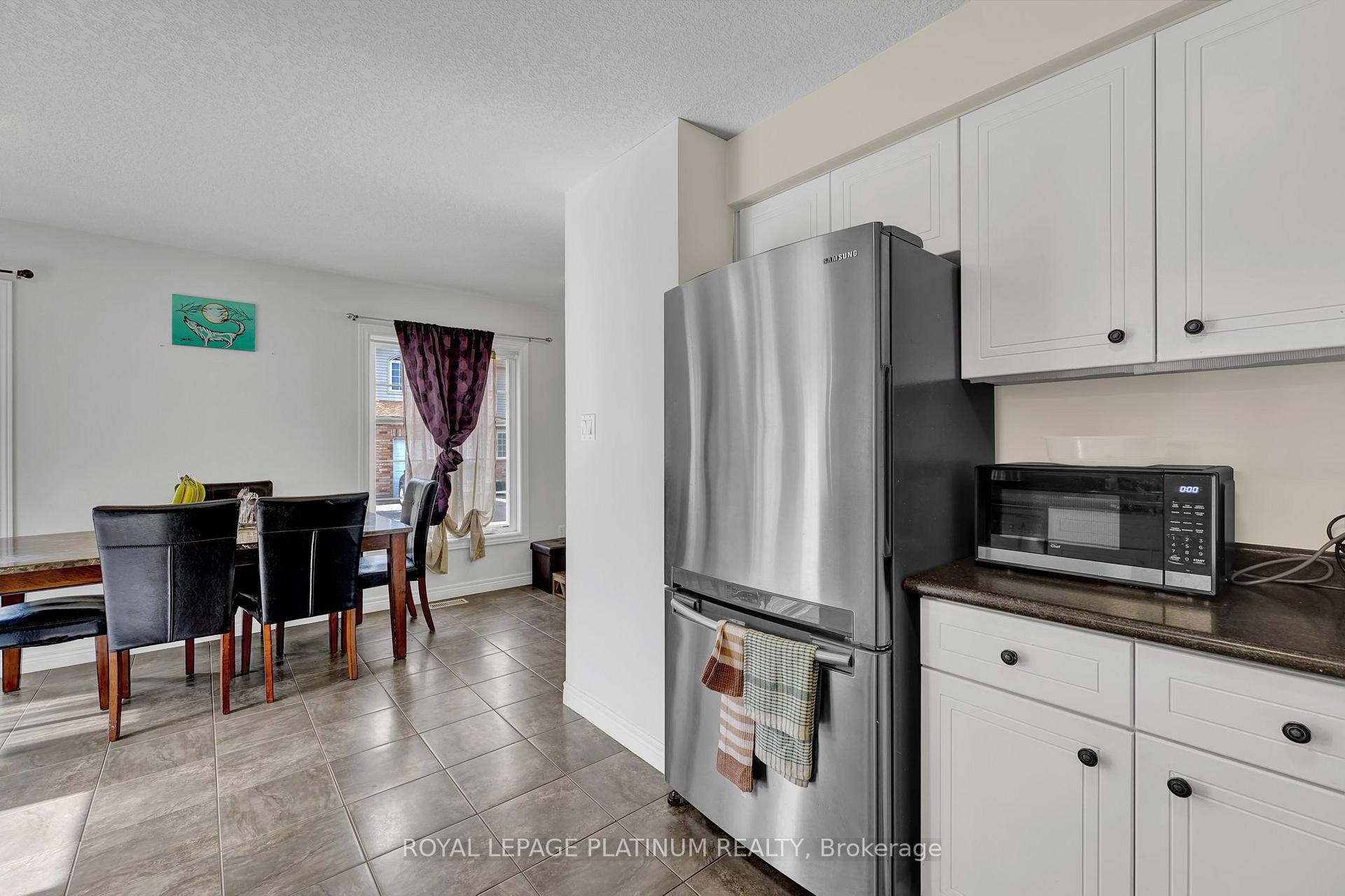 Photo 14 of Unit 50, 105 Bard Boulevard, Guelph, Pineridge/Westminster Woods — HOMEH