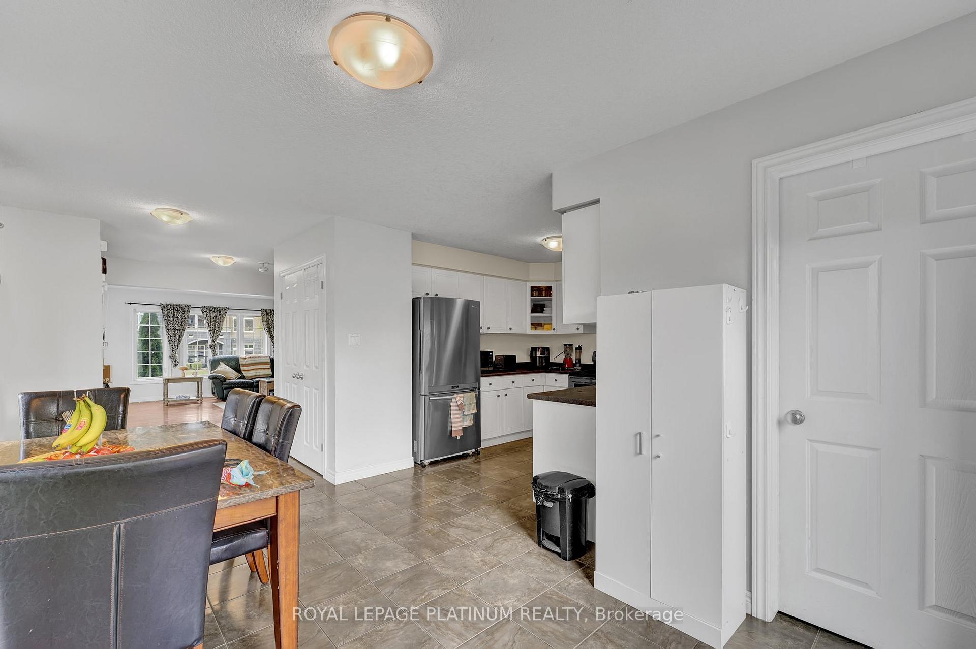 Photo 15 of Unit 50, 105 Bard Boulevard, Guelph, Pineridge/Westminster Woods — HOMEH