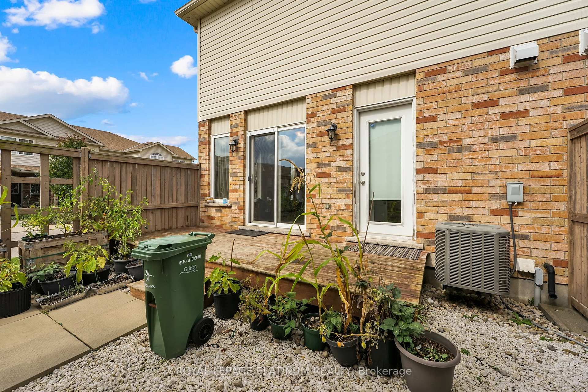 Photo 32 of Unit 50, 105 Bard Boulevard, Guelph, Pineridge/Westminster Woods — HOMEH
