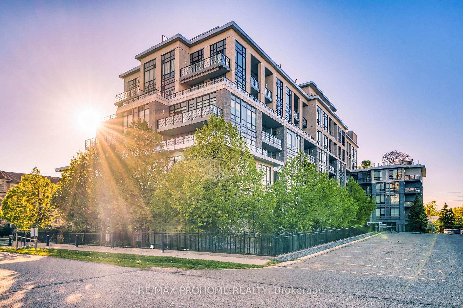Front of Unit 213, 21 Clairtrell Road