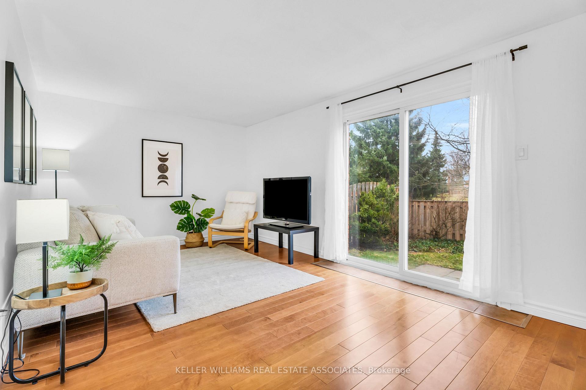 Photo 9 of Unit 85, 129 Victoria Road N, Guelph, Grange Road — HOMEH