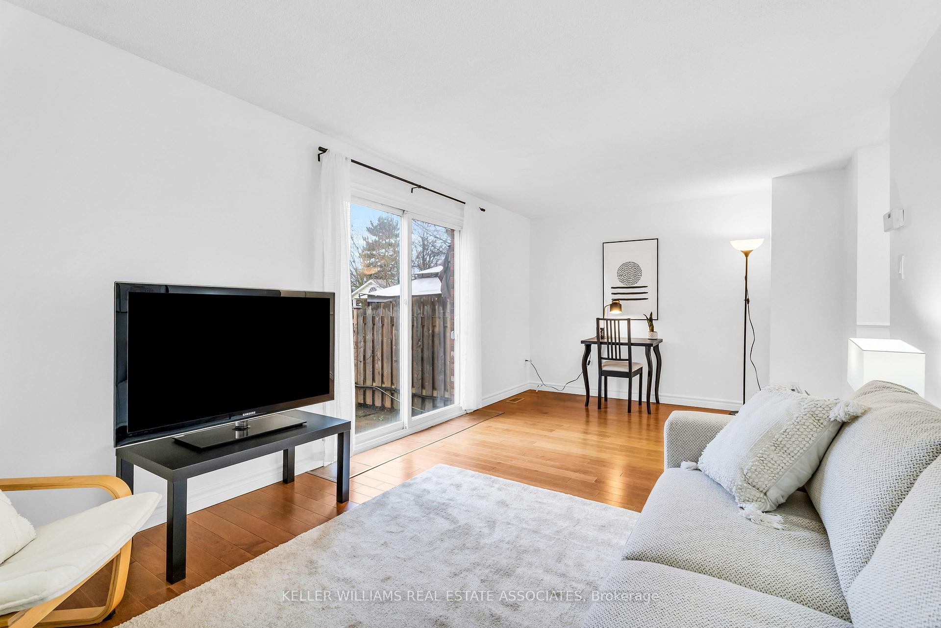 Photo 13 of Unit 85, 129 Victoria Road N, Guelph, Grange Road — HOMEH