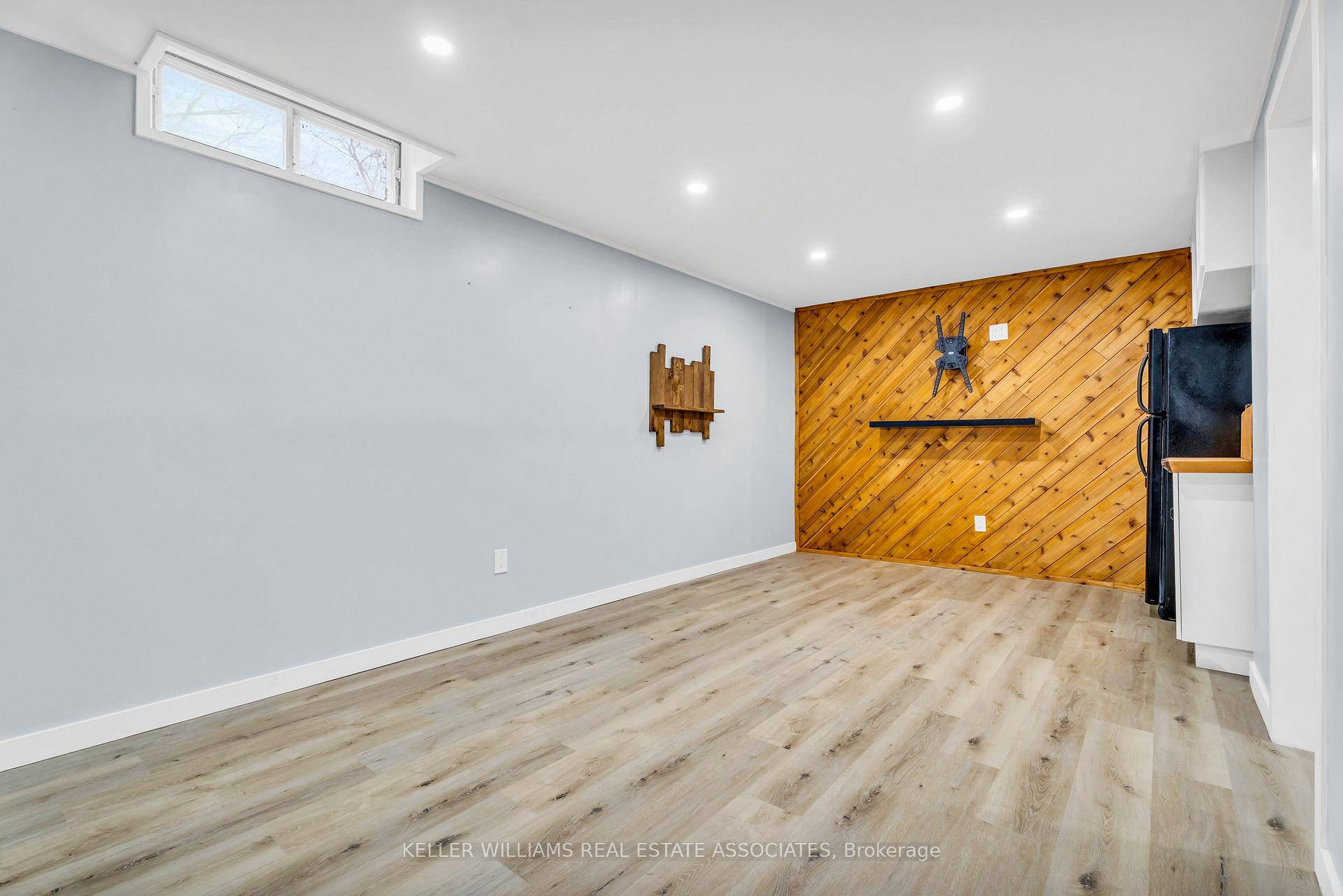 Photo 25 of Unit 85, 129 Victoria Road N, Guelph, Grange Road — HOMEH