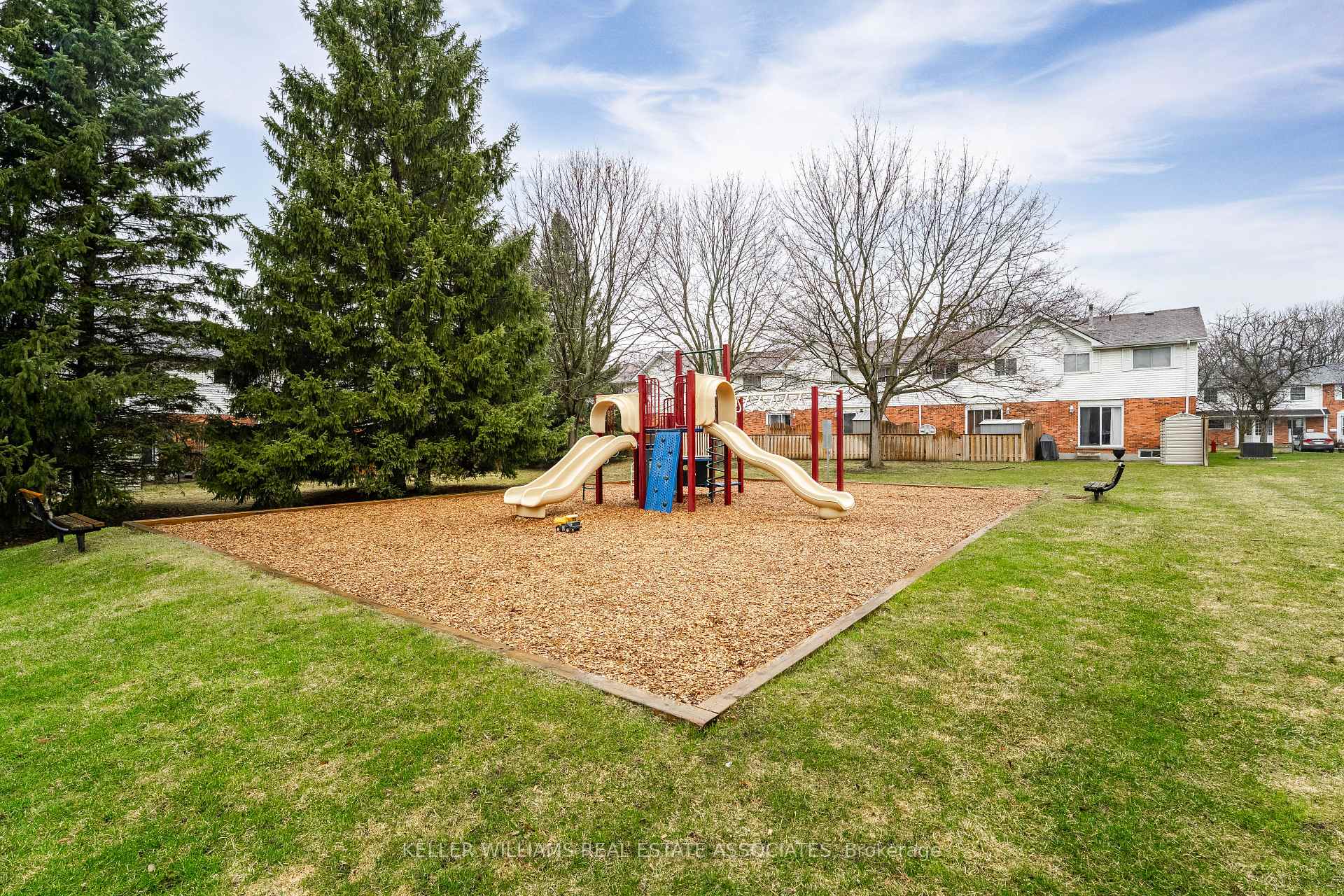 Photo 30 of Unit 85, 129 Victoria Road N, Guelph, Grange Road — HOMEH