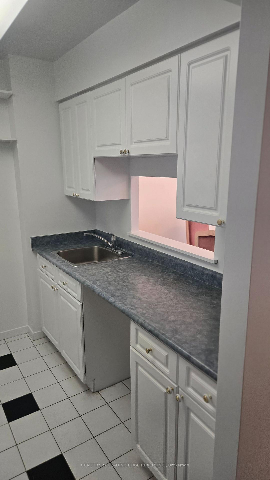 Photo 4 of Unit 508, 21 Overlea Boulevard, Toronto, Thorncliffe Park — HOMEH