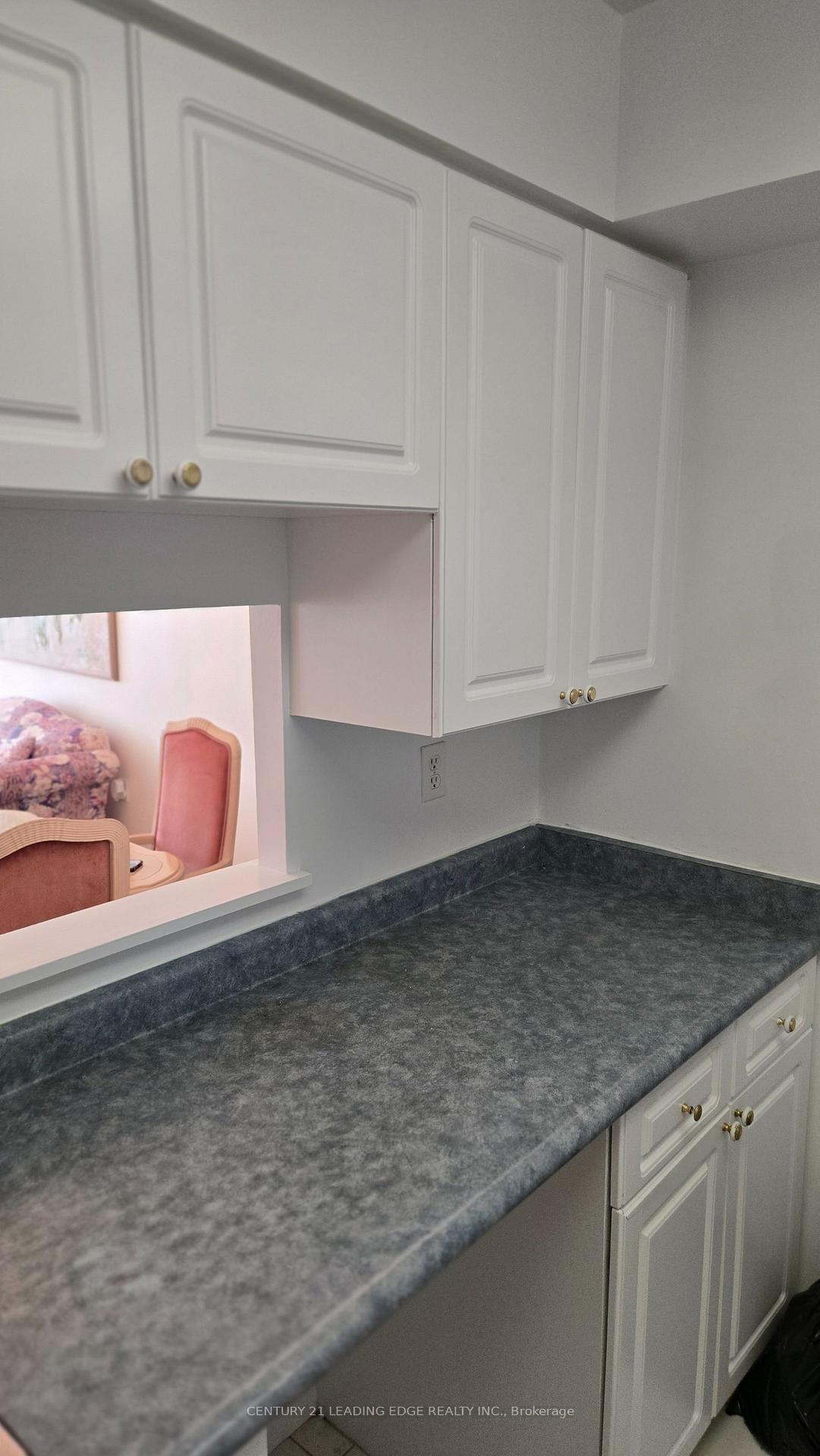 Photo 6 of Unit 508, 21 Overlea Boulevard, Toronto, Thorncliffe Park — HOMEH