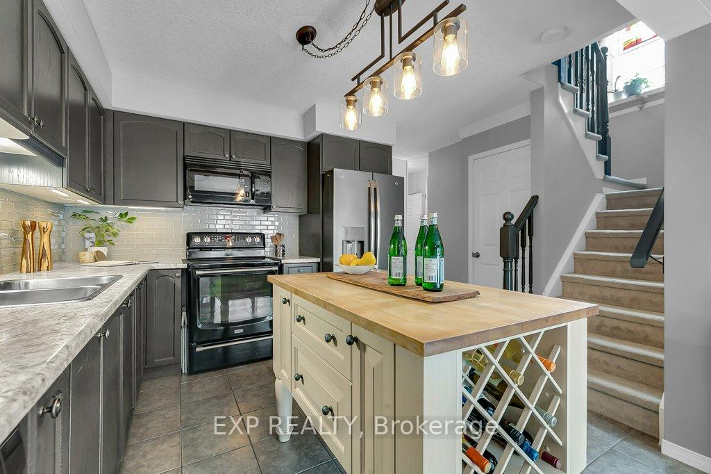 Photo 7 of 332 Fallowfield Drive, Kitchener — HOMEH