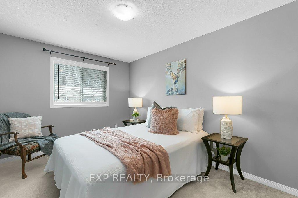 Photo 15 of 332 Fallowfield Drive, Kitchener — HOMEH
